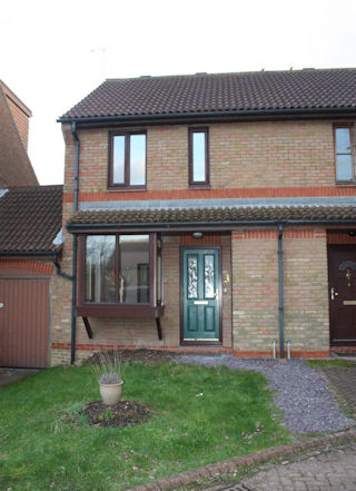 Lambardie Close